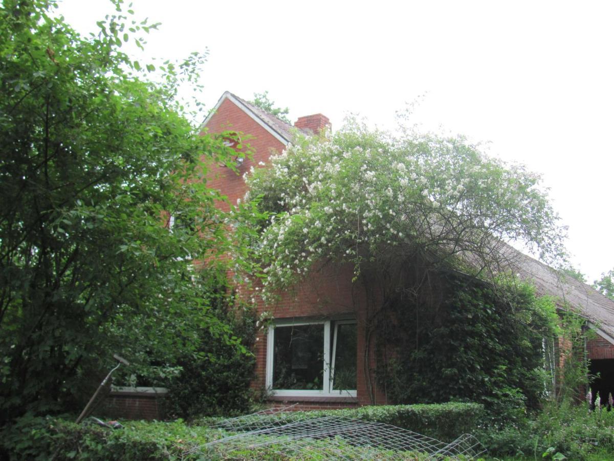 Gaestezimmer Im Engelshof, 61224 Moormerland Exterior foto
